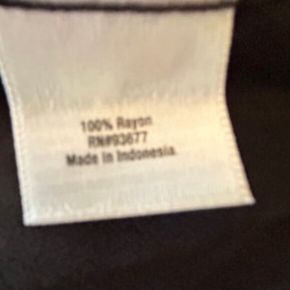 V-Neck Tie Sleeve Black Top - a.n.a.  XL - Picture 7 of 7